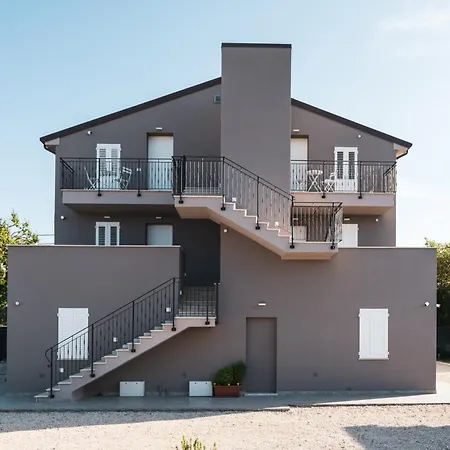 Borgo Fe' Hébergement de vacances *